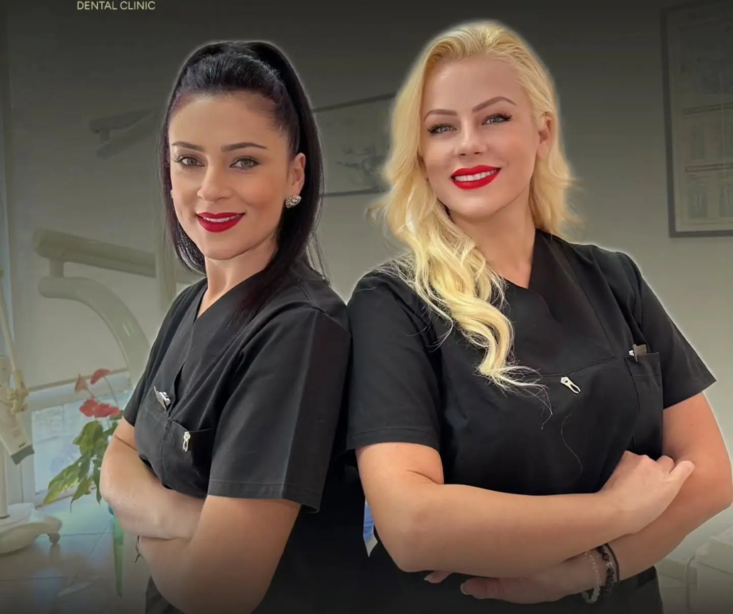 Dr. Joana Prifti dhe Dr. Sonila Prifti me uniforma të zeza në klinikë